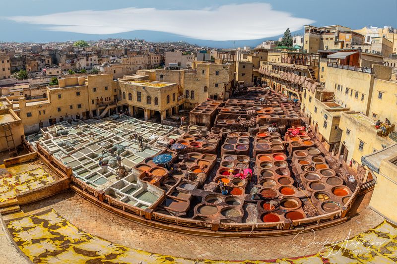 Древние красильни города Фес. фото превью