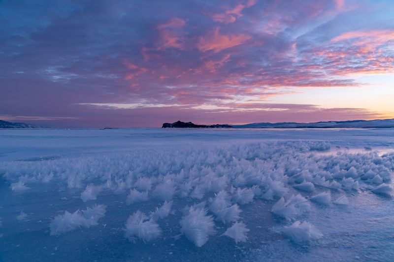 Снежинки на льду фото превью