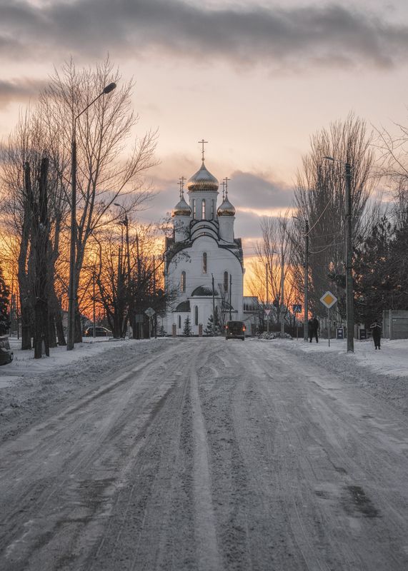 храм, церковь, город, дорога  фото превью