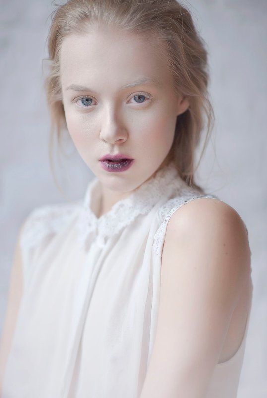 белая  фото превью