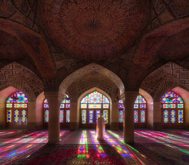 Утренний свет в мечети Роз фото превью