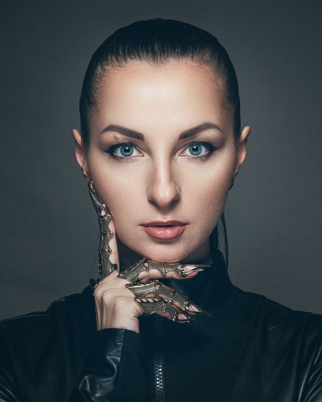 female, girl, nikond750, portrait, woman, fashon The girl with the claws фото превью