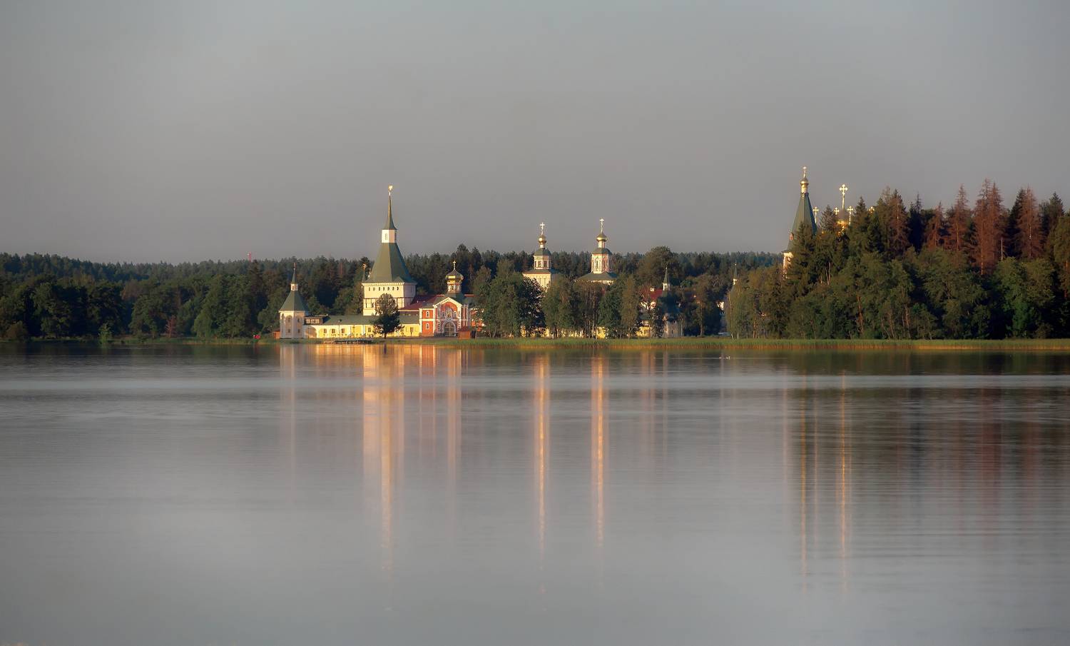озеро, валдай, монастырь, штиль, Сергей Аникин