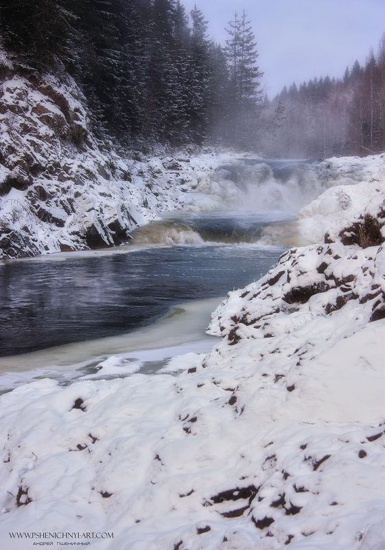 водопад, зима, кивач, карелия, россия, снег, скалы, пейзаж У подножия водопада фото превью