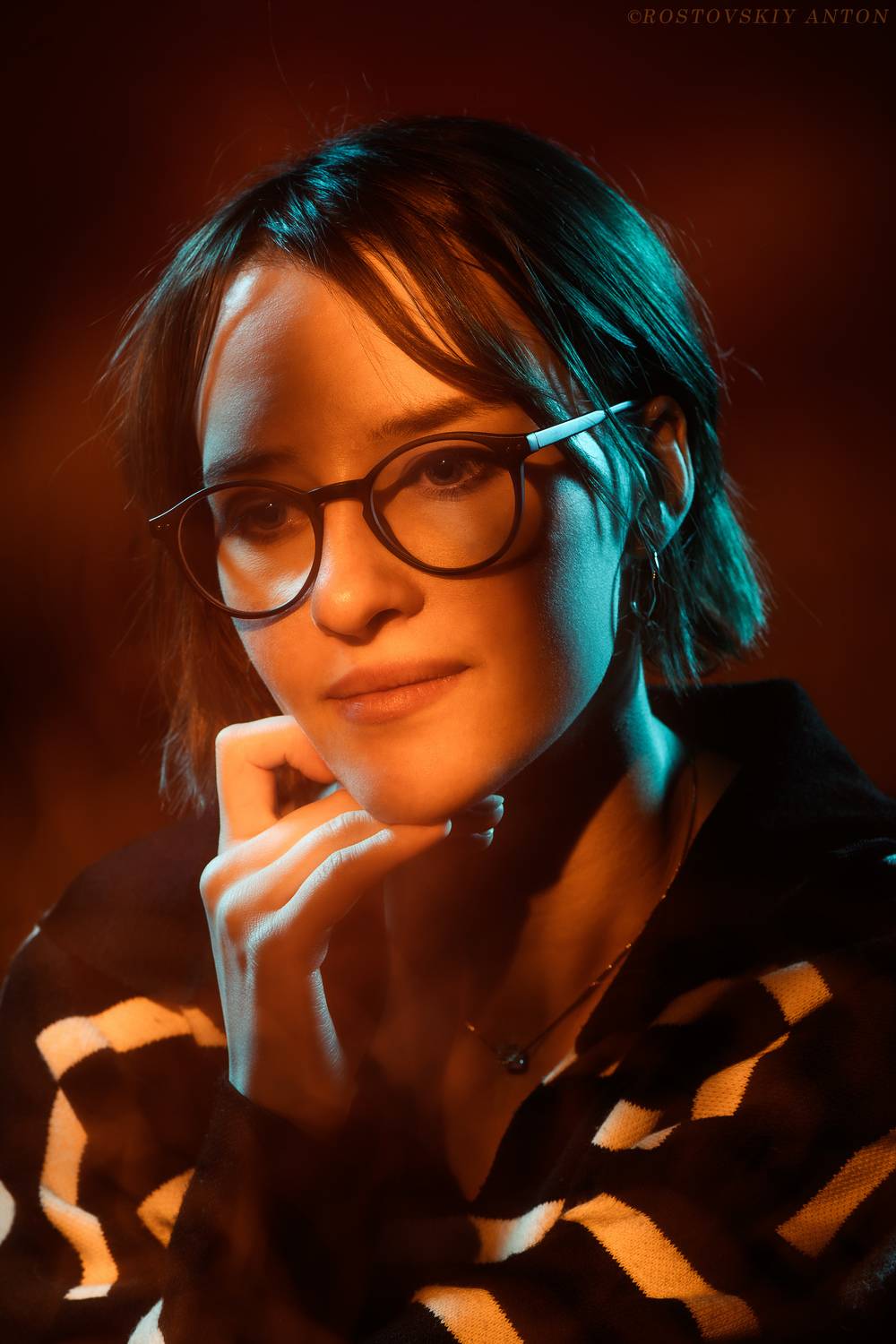 портрет, смешанный свет, цвет, девушка, Антон Ростовский