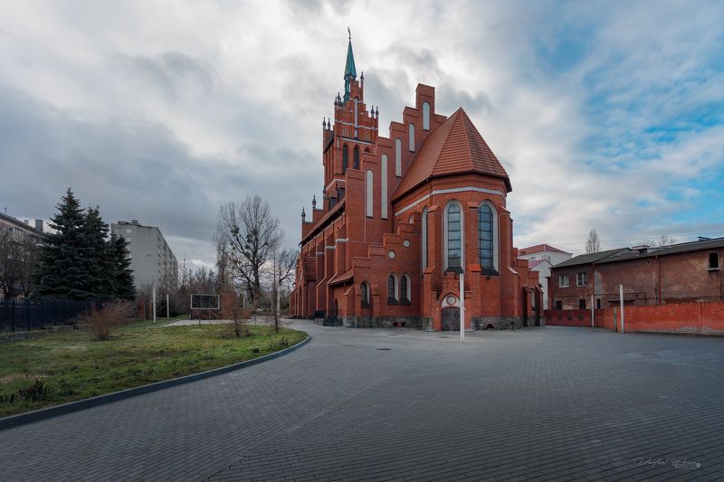кирха, филармония, калининград, строение, дом, архитектура, германия, россия, кирха святого семейства, фотография, свирин вадим, church, philharmonic hall, kaliningrad, building, house, architecture, germany, russia, church of the holy family, photography Кирха Святого Семейства. фото превью