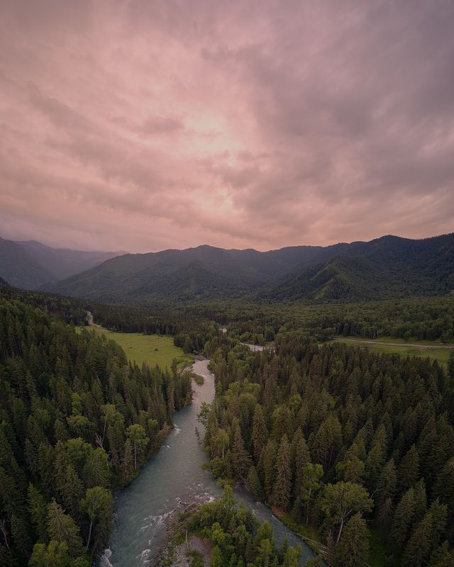 Небо в красный фото превью