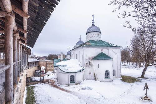 Изборская крепость