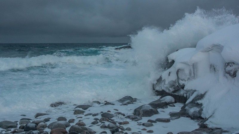 Бушует океан фото превью