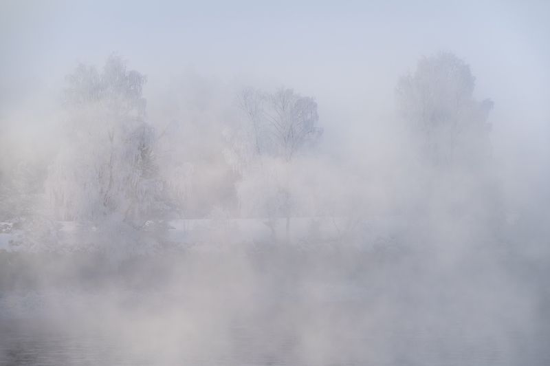 Берег в тумане фото превью