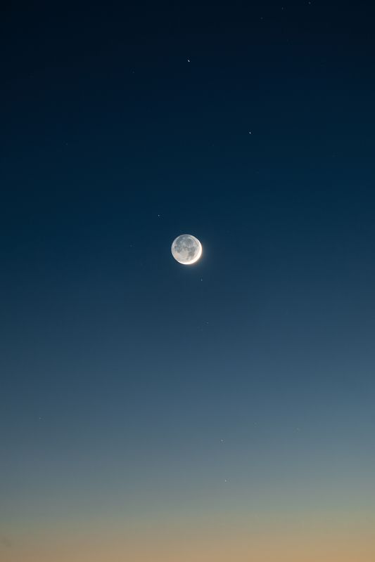 Пепельный свет Луны фото превью