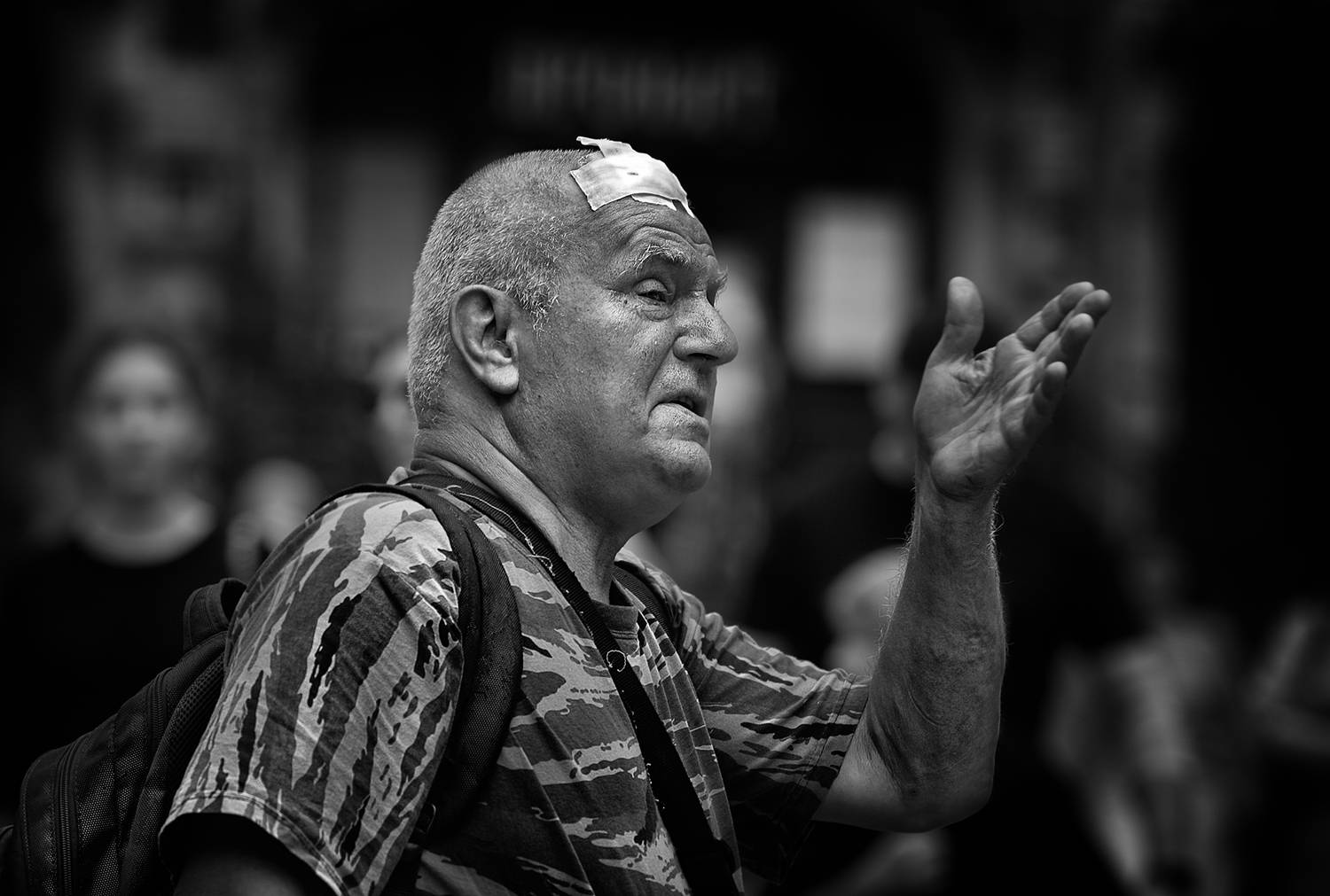 чб фото, уличный мужской портрет, городские картинки, Vera Trandina