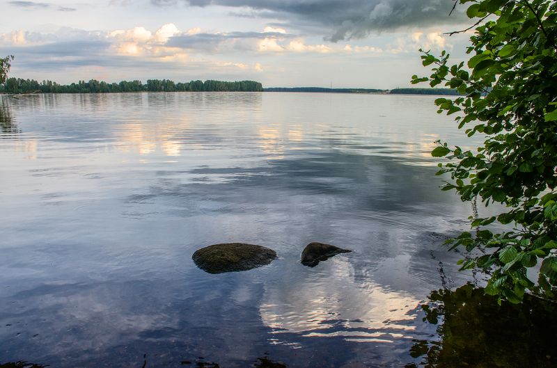 озеро пейзаж путешествия Озеро перед грозой фото превью