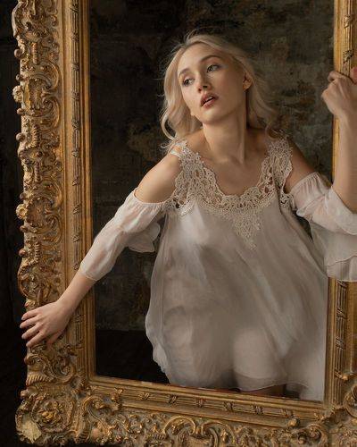 Go outside the picture