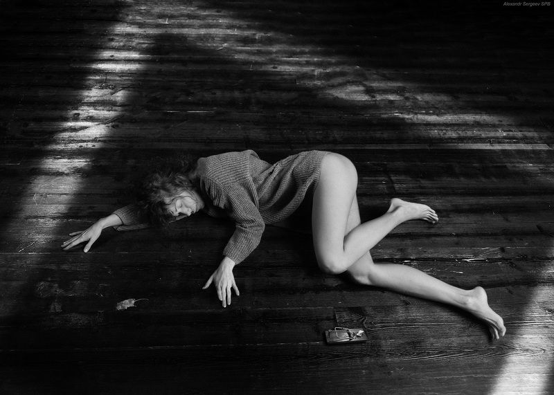 девушка,арт,фото-арт,аллегория,метафора,настроение,ч/б Мышеловка фото превью