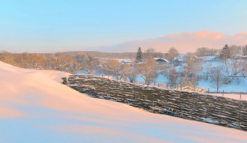 ясная поляна. зима,сугробы,деревня закат Январь. фото превью