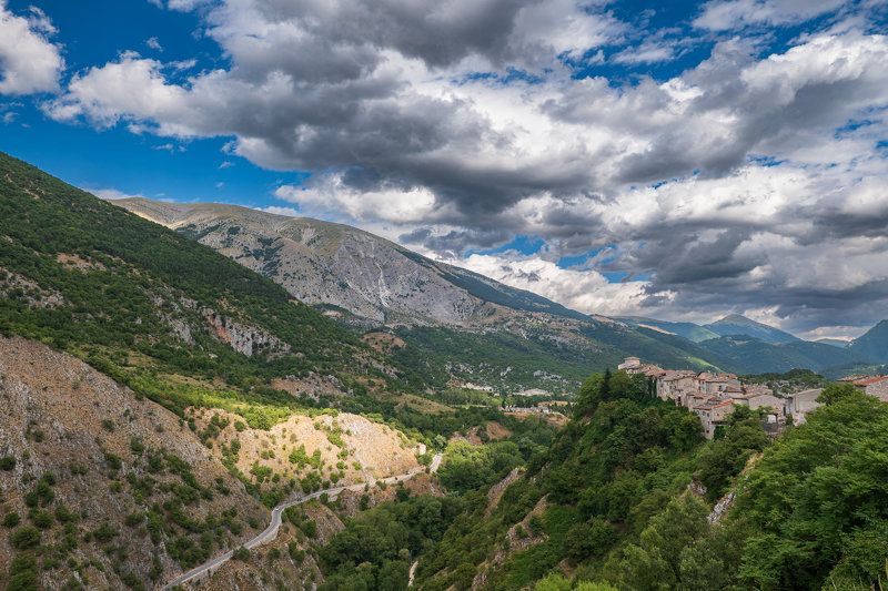 Где-то в горах (Горная деревня) фото превью
