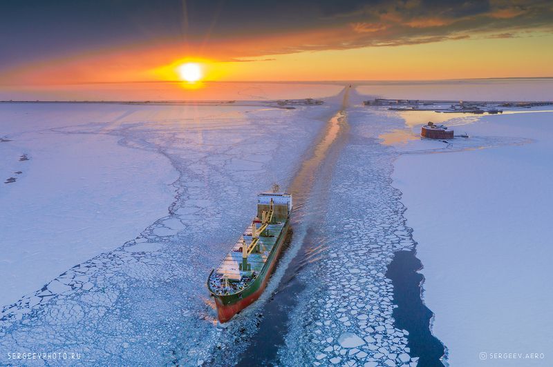 кронштадт, санкт-петербург, корабль, лёд, закат, вечер, солнце, форт, танкер, дрон, вид сверху, питер, санкт петербург, kronstadt, st. petersburg, ship, ice, sunset, evening, sun, fort, tanker, drone, top view, petersburg По Кронштадтскому корабельному фарватеру... | Along the Kronshtadt ship fairway. фото превью