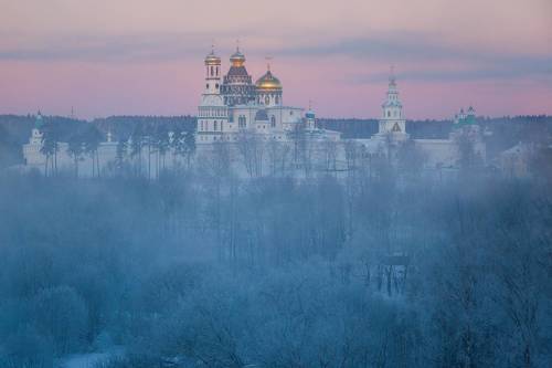 Истра на рассвете