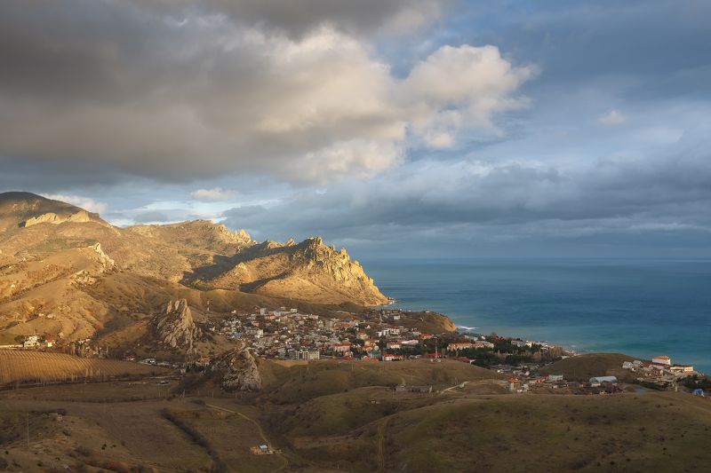 крым, горы, море. Карадаг, Курортное, январь. фото превью