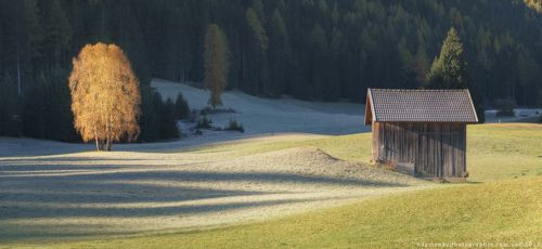 Италия. Утренний свет в окрестностях озера Braies