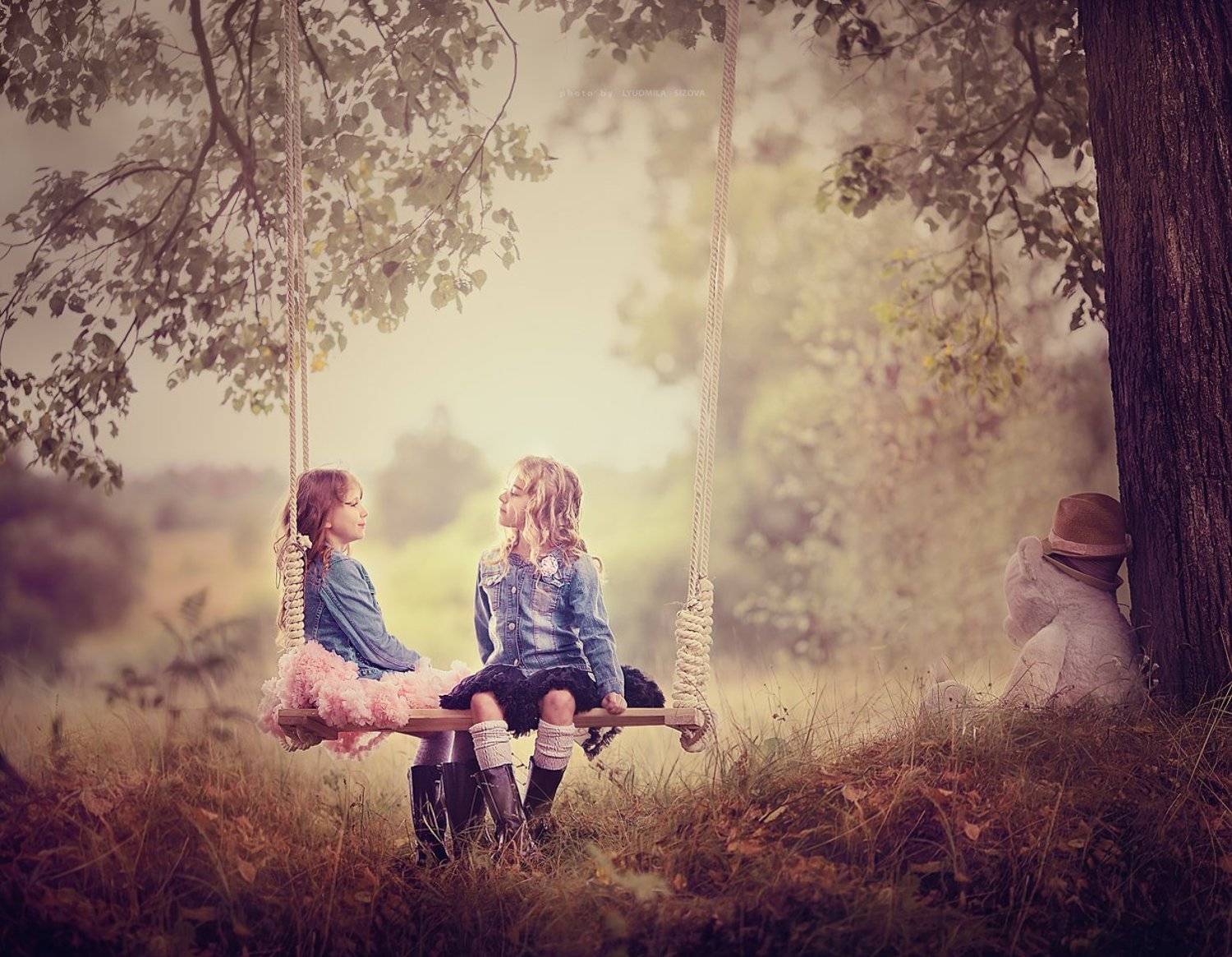 девочки,природа, Сизова Людмила