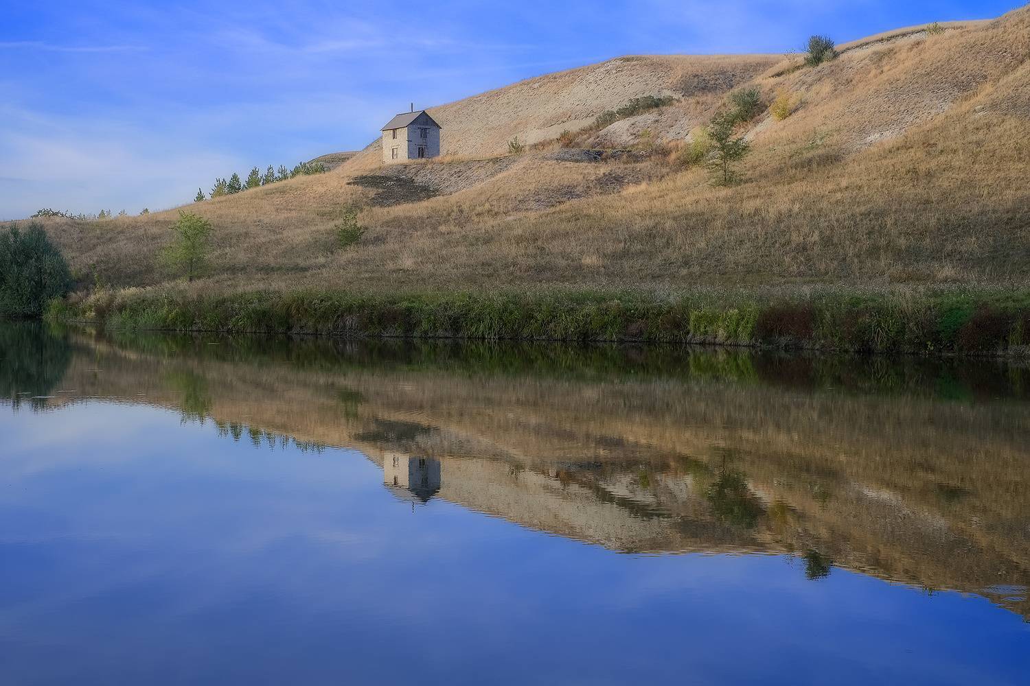 осень Арбуга домик отражение , Владислав Никишин