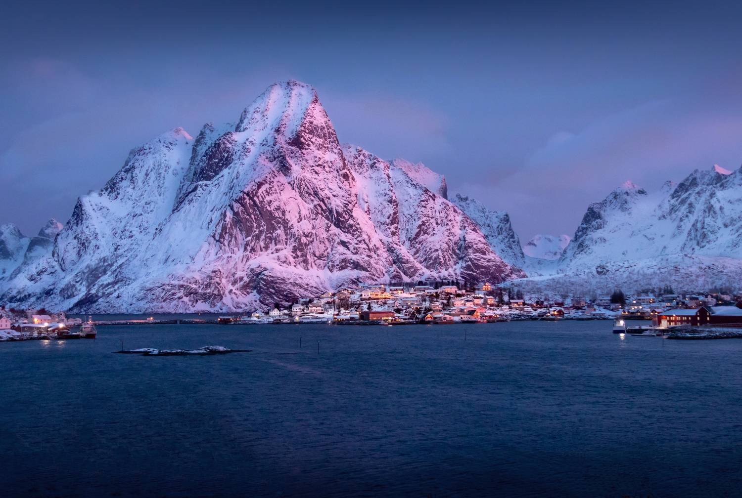 лофотены, рейне, норвегия, горы, снег, lofoten, rеine, norway, зима, скалы, пейзаж, нд, arctic, winter on lofoten, winter on lofoten нд, Демкина Надежда