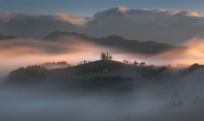slovenia, sunrise, landscape, panorama, longexpo, nikon, autumn, fall, church, foggy waves фото превью
