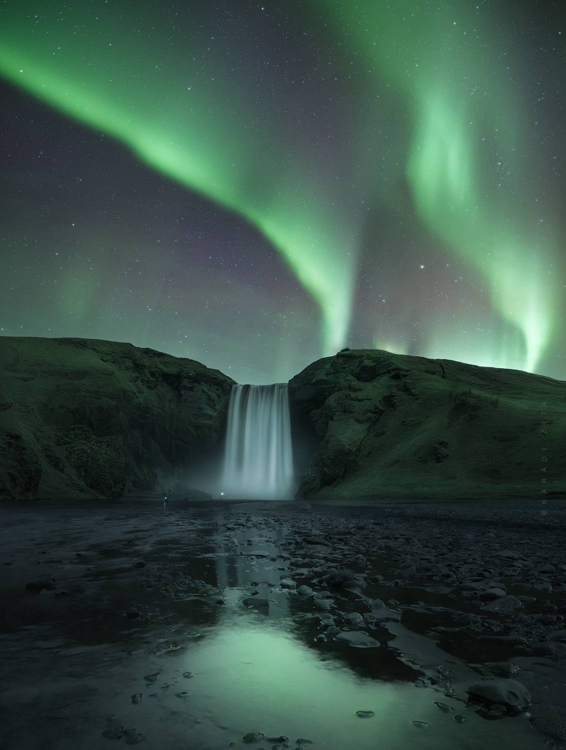 iceland, nightphotoraphy, waterfall, aurora, auroraboralis, northenlights, longexpo, hungarianphotographer,, Kar&aacute;di Zita