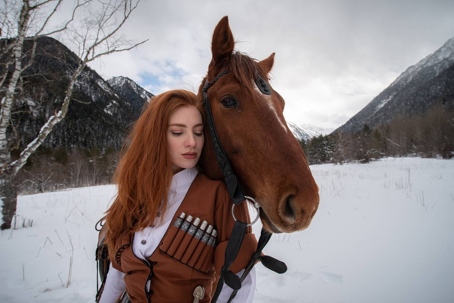 лошадь, всадник, наездница, горцы, черкеска, рыжая, рыжеволосая, кавказ, карачаево-черкесия, зима, снег, горы, архыз, Арсен Алабердов
