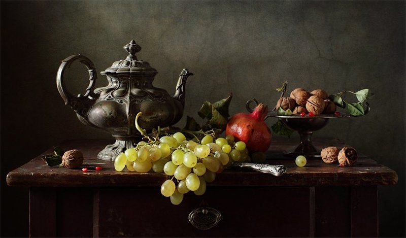 Чайник и фрукты фото превью