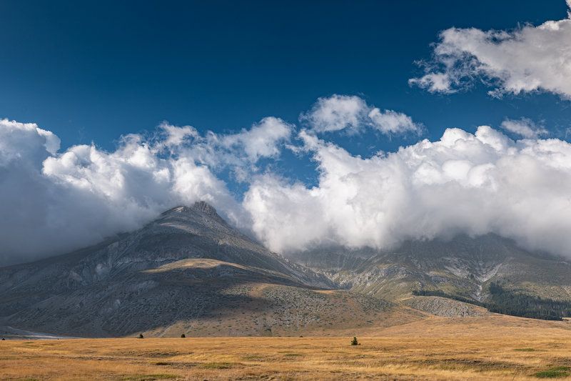 Где-то в горах фото превью
