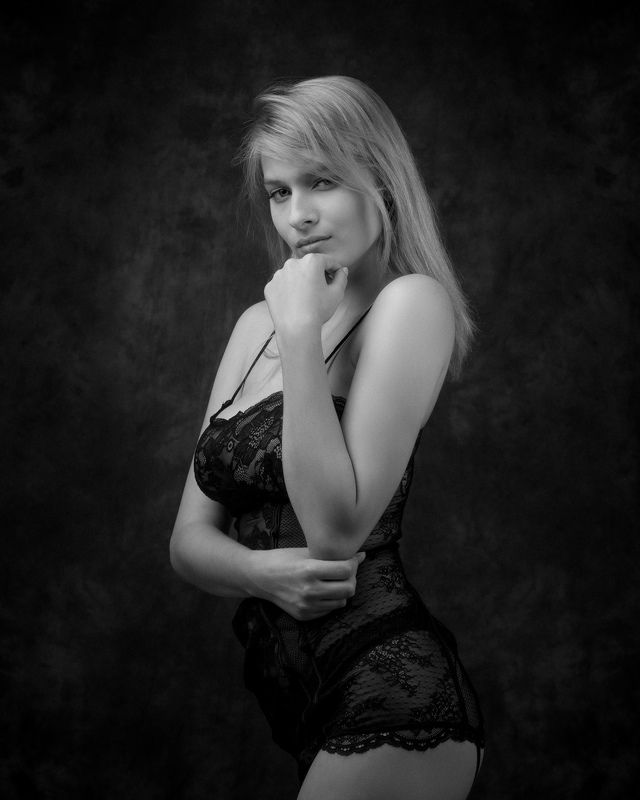 женский  портрет, студийная фотосессия, концептуальное фото Анастасия фото превью