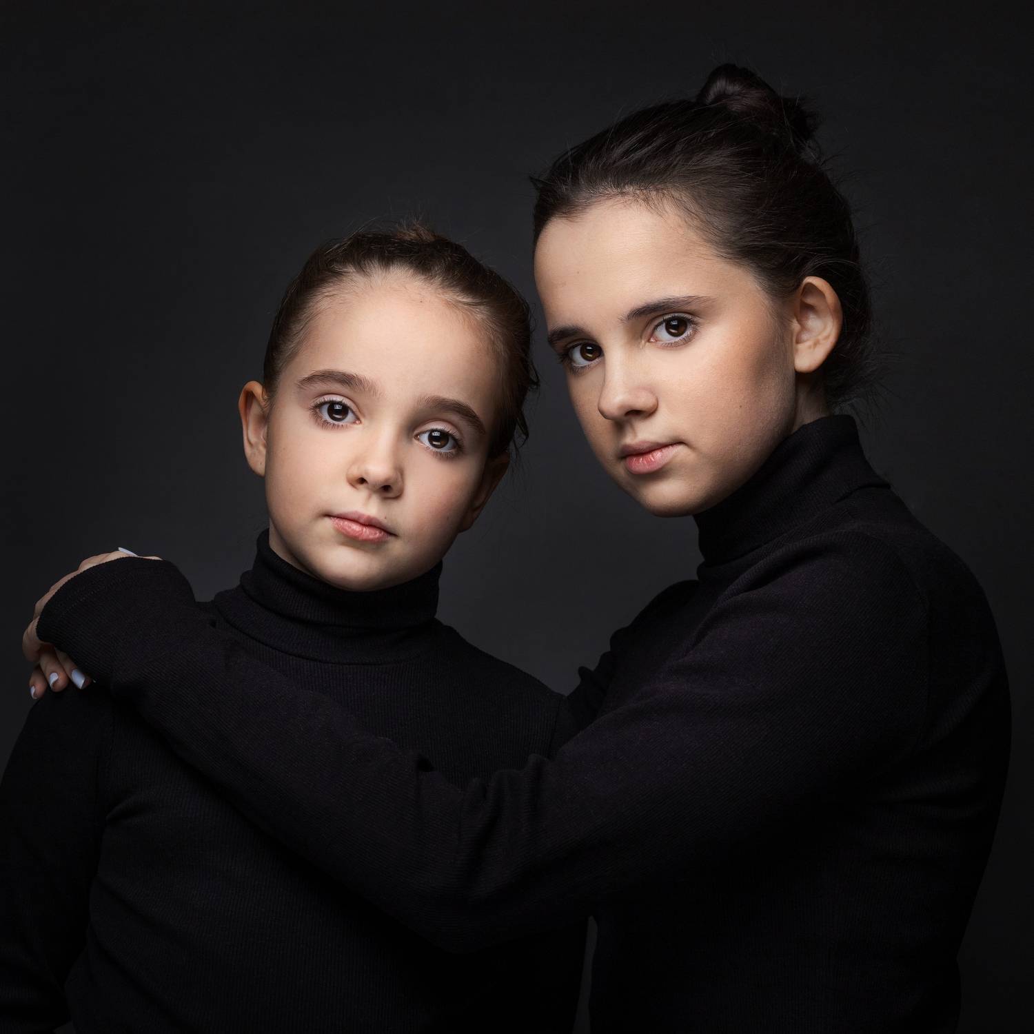 , Антон Леонов