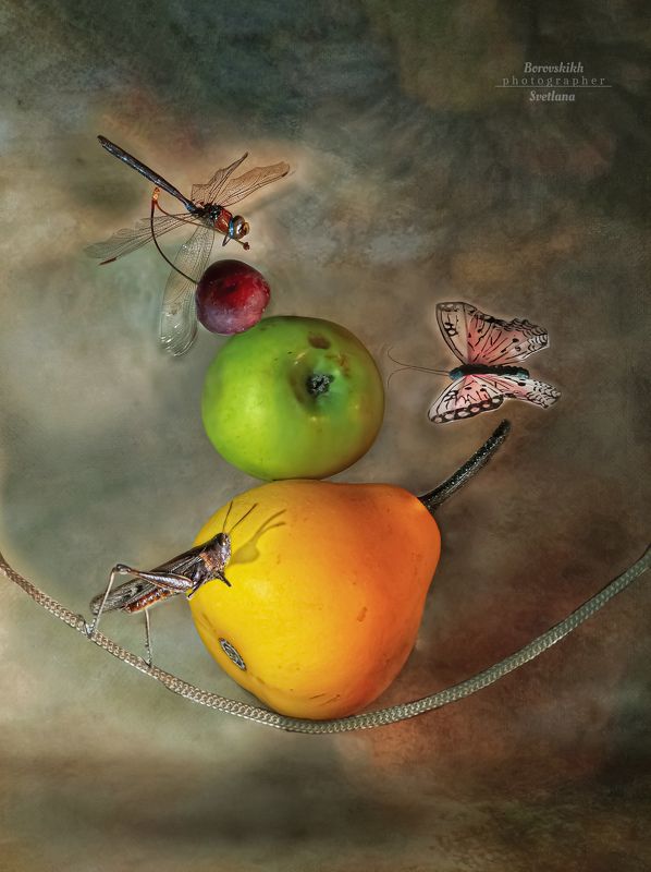 натюрморт, оммаж, левитация, сюрреализм, авангард, насекомые, овощи, фрукты, баланс Про дружбу и взаимовыручку фото превью