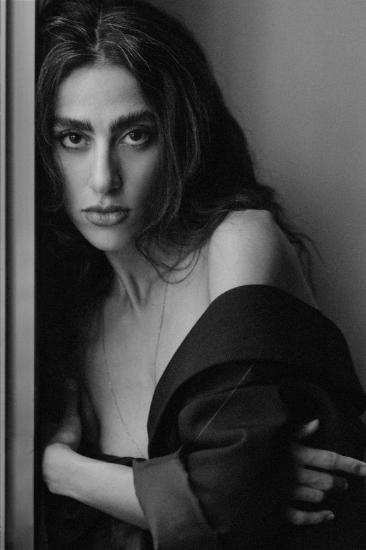 Zahra фото превью