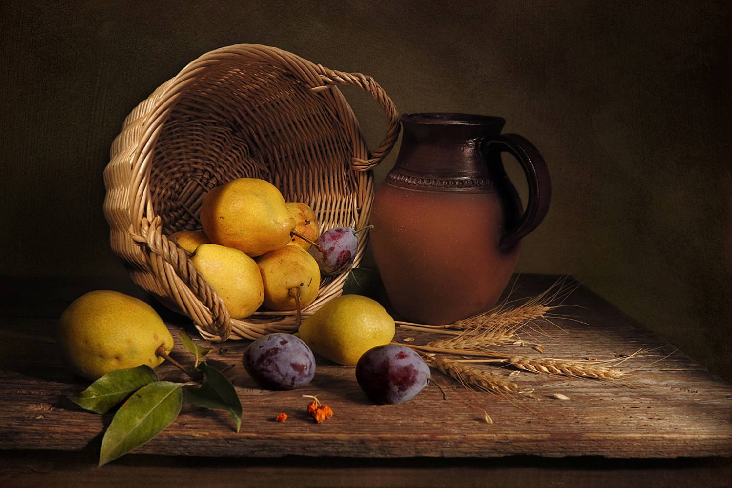 натюрморт,корзина,груши,сливы,кувшин,колоски, Алла Шевченко