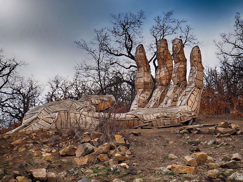 Hand of God фото превью