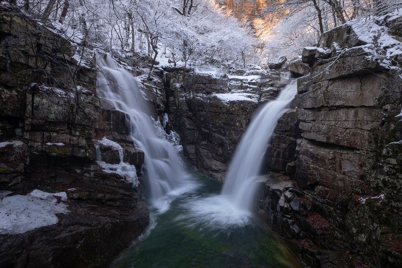 Twin waterfall фото превью