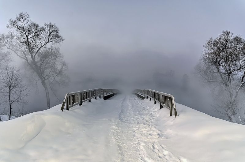 А на том берегу....туман фото превью