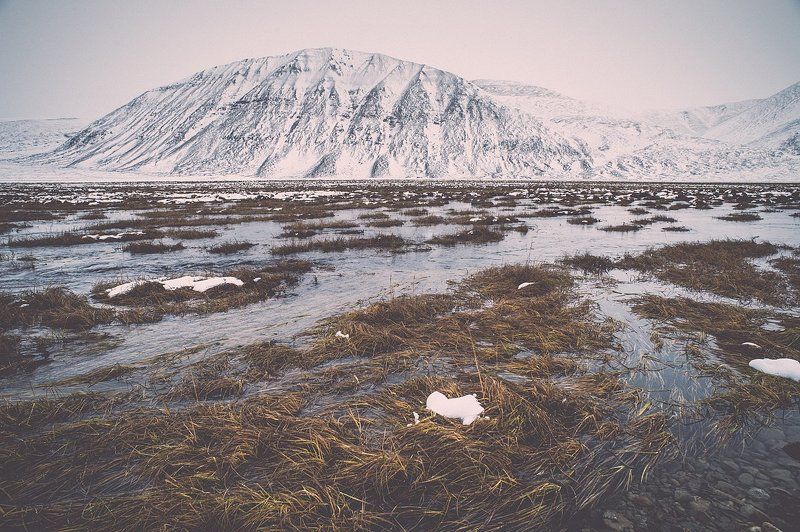 осень, тундра, река, горы, Чукотка Холод осенью фото превью