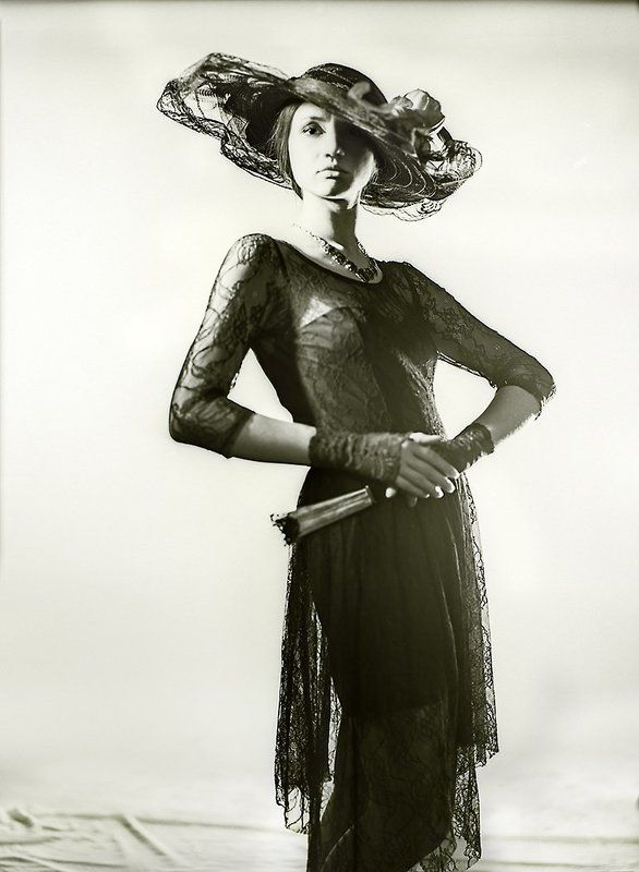 film 120, дама с мороженым, женщина в шляпе, классический портрет, ретро, романтический портрет, средний формат, студийный портрет Портрет дамы в чёрном (Из цикла фото превью