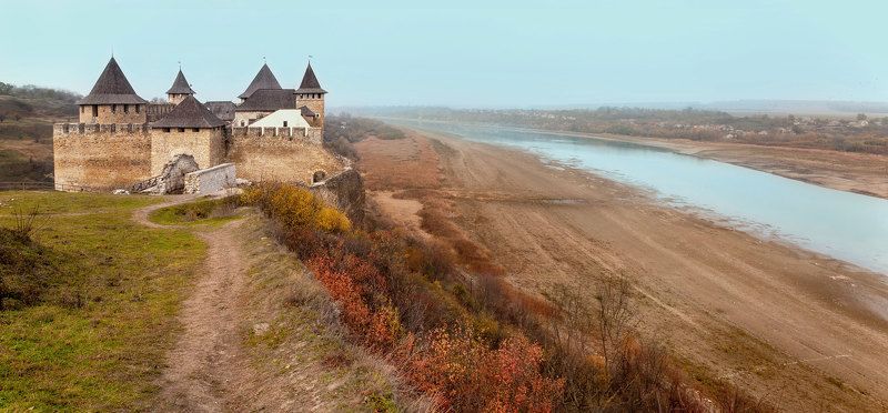 Днестр, Замок, Осень, Птицы, Река, Туман, Хотин Хотинская крепость фото превью