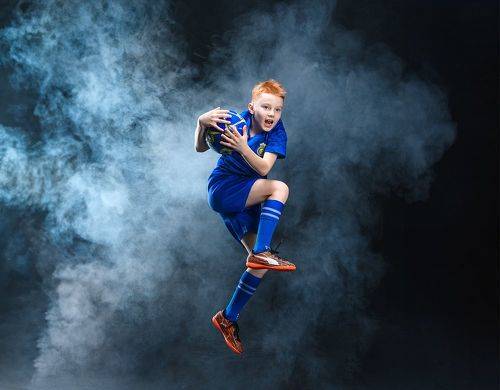 Юный футболист