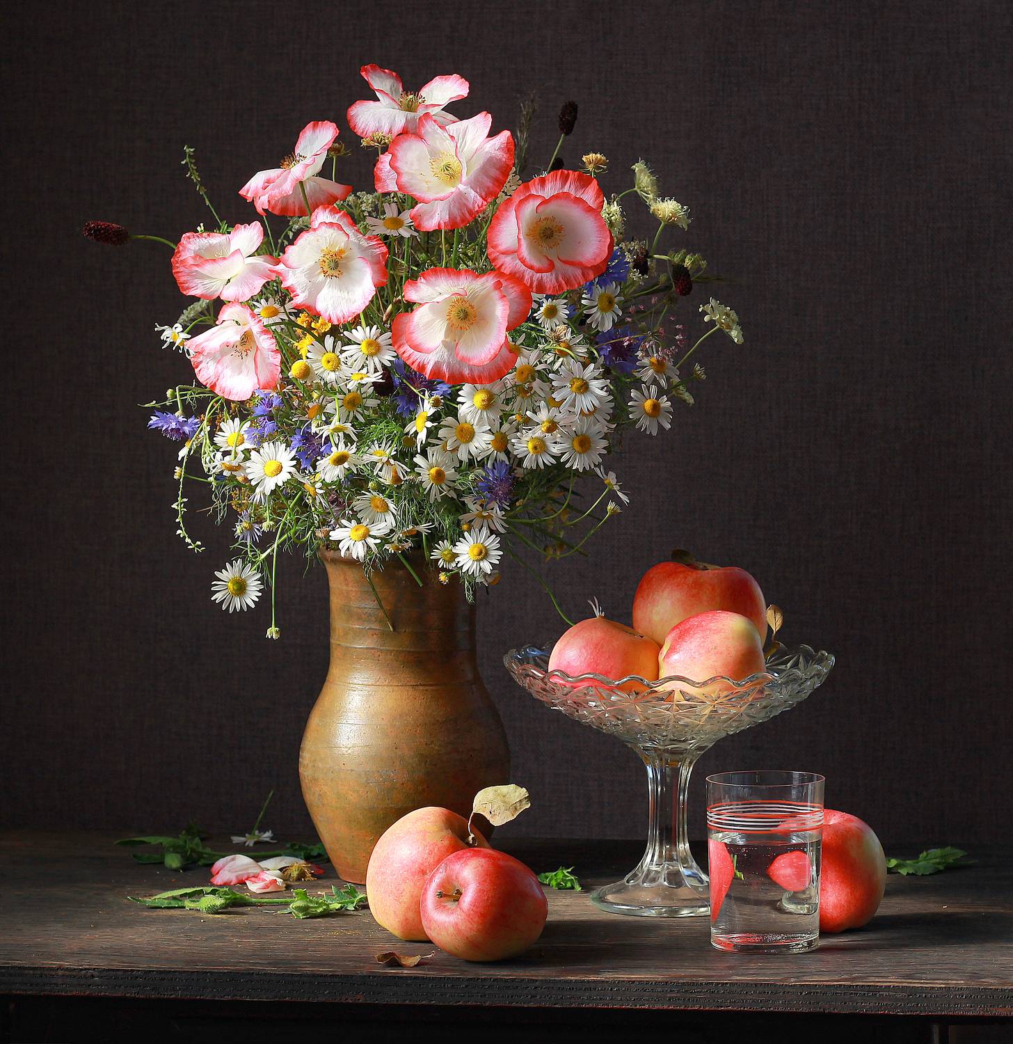 натюрморт, фотонатюрморт, still life, stillifefoto, ромашки, фотохудожник, наталья казанцева, лето, букет, август, яблоки, маки, художественное фото, цветочный натюрморт, Наталья Казанцева