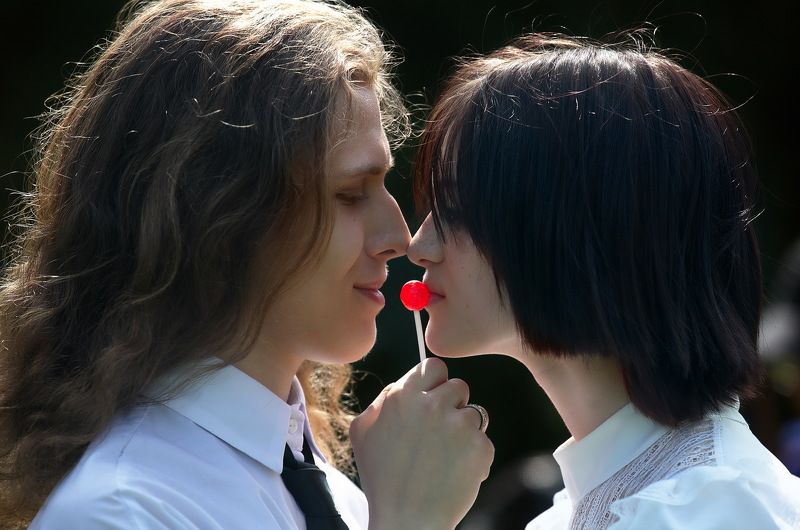 уличный портрет, двое, любовь, фестиваль хиппи, жанровый портрет Двое на фестивале хиппи фото превью