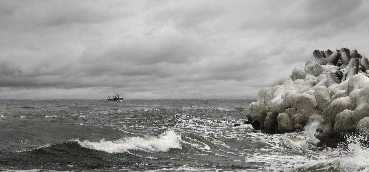 море, шторм, волны, корабль, зима, White