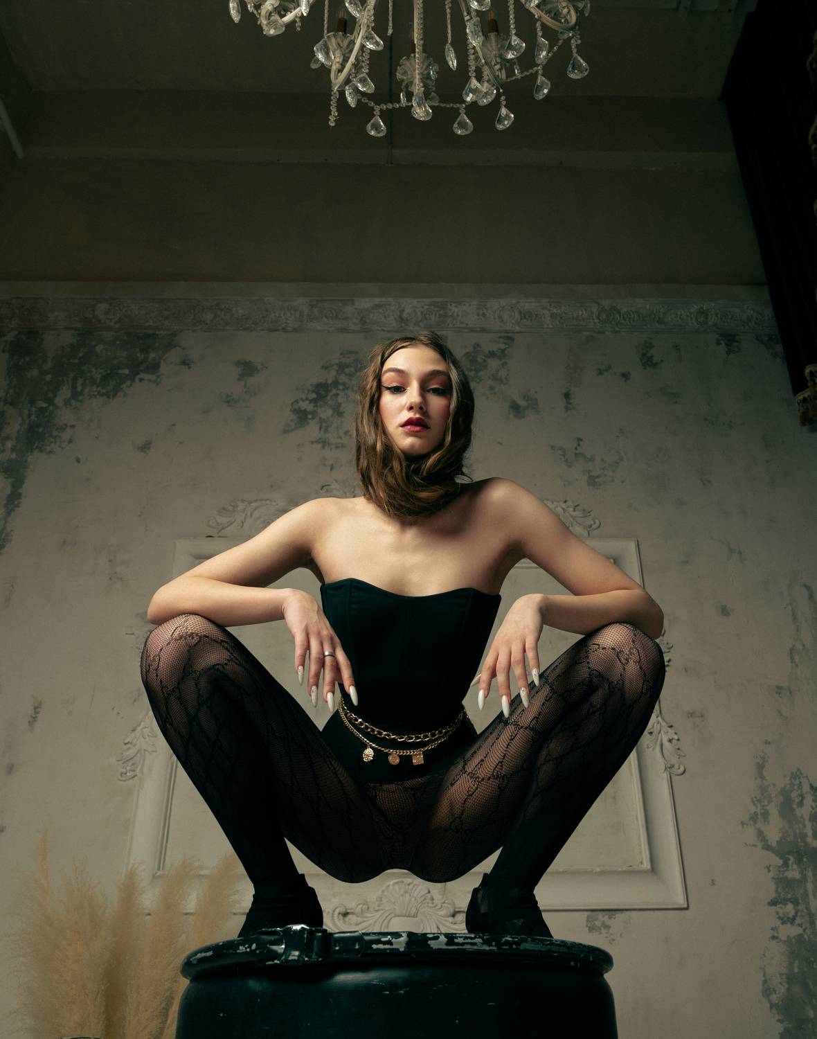 woman, blonde, black, glamour, Лео Шумов