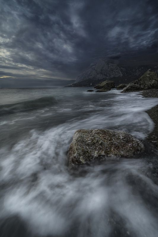 Пусмурный день в бухте мечты. фото превью